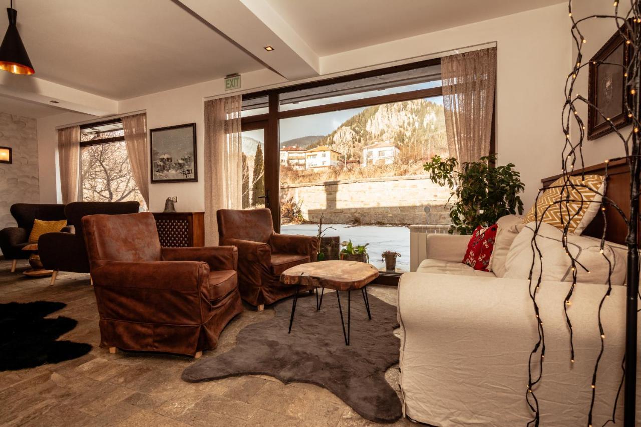 Hotel Smilen Смолян Экстерьер фото