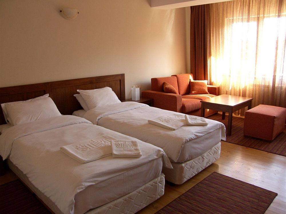 Hotel Smilen Смолян Экстерьер фото