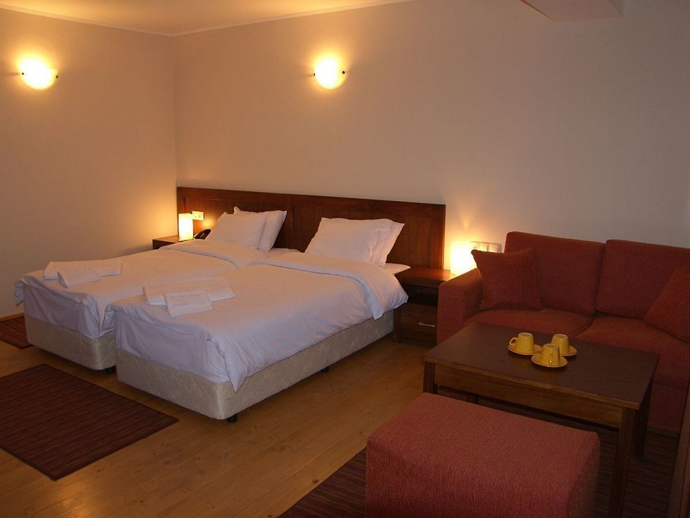 Hotel Smilen Смолян Экстерьер фото